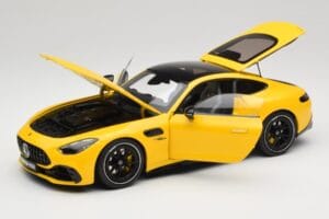 Mercedes AMG GT 43 C192 Turbo Sun Yellow NZG 1:18 B66960587 Kovina – slika 2 od 8