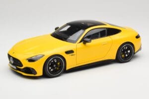 Mercedes AMG GT 43 C192 Turbo Sun Yellow NZG 1:18 B66960587 Kovina