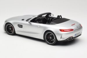 Mercedes AMG GT C Roadster R190 Srebrna Norev 1:18 183453 Kovina – slika 5 od 6