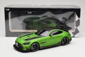 Mercedes AMG GT C190 Black Series Green Hell Magno Minichamps 1:18 155032020 Kovina – slika 6 od 6