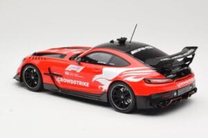 Mercedes AMG GT C190 Black Series Safety Car F1 2022 Minichamps 1:18 155032090 Kovina – slika 5 od 6