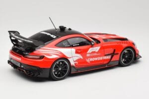 Mercedes AMG GT C190 Black Series Safety Car F1 2024 Minichamps 1:18 110032090 Kovina – slika 3 od 8