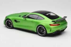 Mercedes AMG GT R C190 Mat Zelen Minichamps 1:18 155036020 Kovina – slika 5 od 6