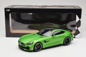 Mercedes AMG GT R C190 Mat Zelen Minichamps 1:18 155036020 Kovina – slika 6 od 6