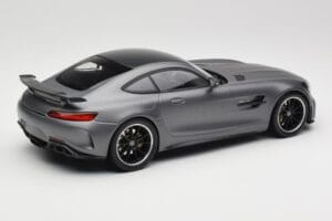 Mercedes AMG GT R C190 Mat Siv Metalik Minichamps 1:18 155036026 Kovina – slika 2 od 6