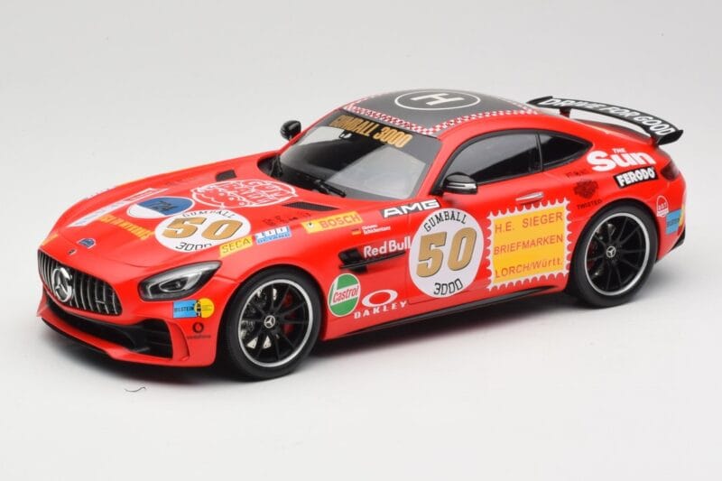 Mercedes AMG GT R C190 Rožnato Zlato Minichamps 1:18 155036024 Kovina