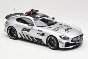 Mercedes AMG GT R C190 Safety Car F1 2019 Minichamps 1:18 155036090 Kovina – slika 4 od 6