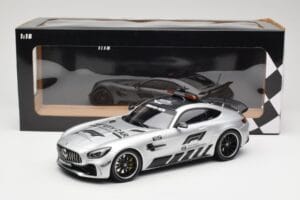 Mercedes AMG GT R C190 Safety Car F1 2019 Minichamps 1:18 155036090 Kovina – slika 6 od 6