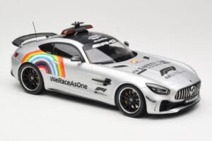 Mercedes AMG GT R C190 Safety Car F1 2020 Minichamps 1:18 155036092 Kovina – slika 4 od 6