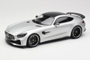 Mercedes AMG GT R C190 Srebrn Minichamps 1:18 155036025 Kovina