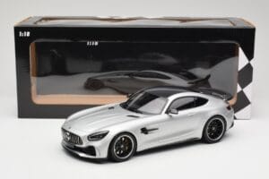 Mercedes AMG GT R C190 Srebrn Minichamps 1:18 155036025 Kovina – slika 6 od 6
