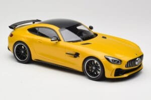 Mercedes AMG GT R C190 Rumen Minichamps 1:18 155036021 Kovina – slika 4 od 6