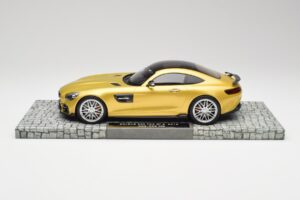 Mercedes Brabus AMG GT S C190 600 Desert Zlat Minichamps 1:18 107032522 Kovina – slika 3 od 6