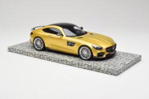 Mercedes Brabus AMG GT S C190 600 Desert Zlat Minichamps 1:18 107032522 Kovina – slika 4 od 6