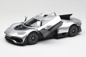 Mercedes AMG One Hightech Srebrna NZG 1:18 B66961043 Kovina – slika 2 od 8