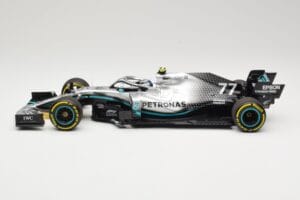 Mercedes AMG Petronas Motorsport W10 #77 V. Bottas 2nd Place Chinese GP 2019 Minichamps 1:18 110190377 Kovina – slika 3 od 6