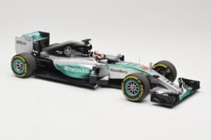 Mercedes AMG Petronas W06 Hybrid #44 L. Hamilton F1 World Champion 2015 Minichamps 1:18 186150044 Kovina – slika 4 od 6