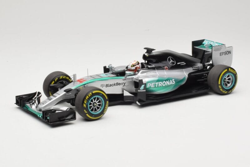 Mercedes AMG Petronas W06 Hybrid #44 L. Hamilton F1 World Champion 2015 Minichamps 1:18 186150044 Kovina