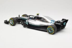 Mercedes AMG Petronas W09 #77 V. Bottas F1 2018 Minichamps 1:18 110180077 Kovina – slika 5 od 6