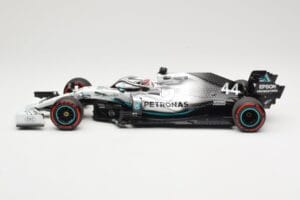 Mercedes AMG Petronas W10 #44 L. Hamilton Winner German GP 2019 Minichamps 1:18 110191144 Kovina – slika 3 od 6