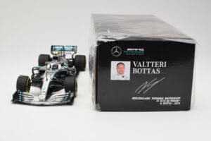 Mercedes AMG Petronas W10 #77 V. Bottas F1 2019 Minichamps 1:18 110190077 Kovina – slika 6 od 6
