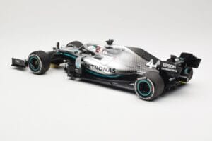 Mercedes AMG Petronas W10 EQ Power+ #44 L. Hamilton USA GP F1 World Champion 2019 Minichamps 1:18 110191844 Kovina – slika 6 od 7