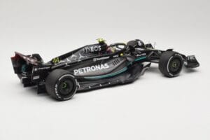 Mercedes AMG Petronas W14 E Performance #44 L. Hamilton Bahrain GP 2023 Minichamps 1:18 110230144 Kovina – slika 2 od 6