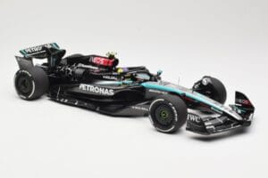 Mercedes AMG Petronas W15 E Performance #44 L. Hamilton 2024 Minichamps 1:18 110240144 Kovina – slika 4 od 6