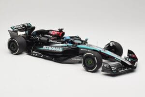 Mercedes AMG Petronas W15 E Performance #63 G. Russell Winner Austrian GP 2024 Minichamps 1:18 110241163 Kovina – slika 4 od 6