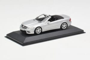 Mercedes AMG SL63 R230 Srebrna Wheels Type 2 Minichamps 1:43 SL63001 Kovina – slika 2 od 4