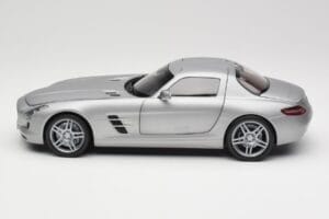 Mercedes AMG SLS C197 Grey Metallic Minichamps 1:18 100039025 Kovina – slika 4 od 8