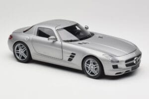 Mercedes AMG SLS C197 Grey Metallic Minichamps 1:18 100039025 Kovina – slika 6 od 8