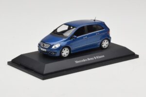 Mercedes B-Class W245 Lotus Blue Metallic Minichamps 1:43 B66962407 Kovina – slika 2 od 4