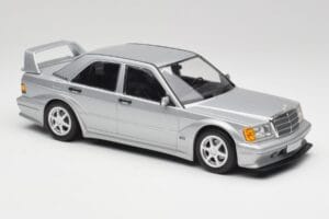 Mercedes 190E W201 2.5-16 EVO 2 Astral Srebrna Metallic Minichamps 1:18 155036101 Kovina – slika 4 od 6