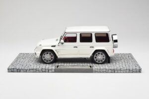 Mercedes Brabus B63 620 Widestar Pearl White Minichamps 1:18 107032201 Kovina – slika 3 od 6