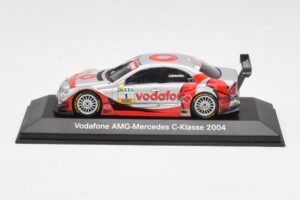 Mercedes C-Class C203 #1 Vodafone AMG B. Schneider DTM 2004 Minichamps 1:43 B66962207 Kovina