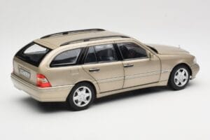 Mercedes C-Class T-Model W202 Smoke Silver Norev 1:18 183388 Kovina – slika 3 od 8