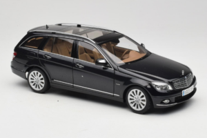 Mercedes C-Class W204 Estate Obsidian Black AUTOart 1:18 B66962349 Kovina – slika 6 od 8