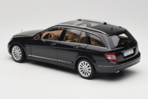 Mercedes C-Class W204 Estate Obsidian Black AUTOart 1:18 B66962349 Kovina – slika 7 od 8