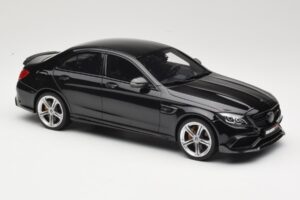 Mercedes C-Class W205 Brabus 650 Črna GT Spirit 1:18 GT132 Smola – slika 4 od 6