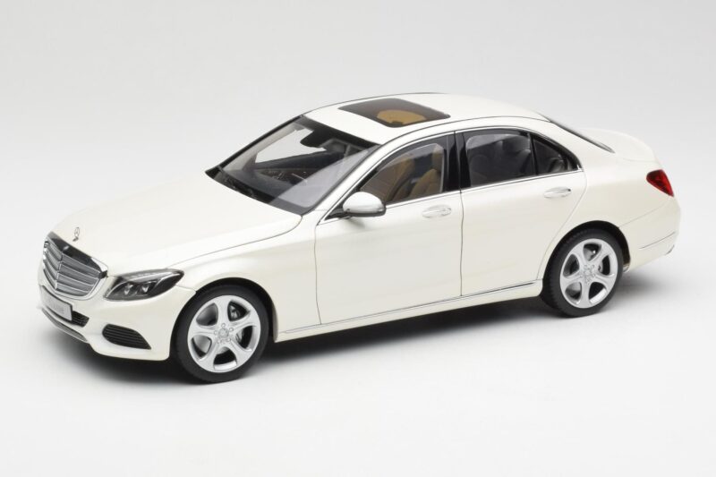 Mercedes C-Class W205 Diamond Bel Metalik Norev 1:18 B66960256 Kovina