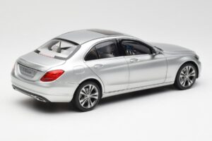 Mercedes C-Class W205 Iridium Srebrna Metalik Norev 1:18 B66960253 Kovina – slika 3 od 8