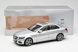 Mercedes C-Class W205 Iridium Srebrna Metalik Norev 1:18 B66960253 Kovina – slika 8 od 8