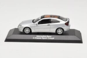 Mercedes C-Class W203 Sport Coupe Srebrn Minichamps 1:43 B66961916 Kovina