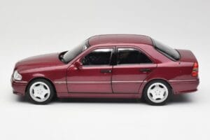 Mercedes AMG C36 W202 Almandine Rdeč Norev 1:18 B66040706 Kovina – slika 4 od 8