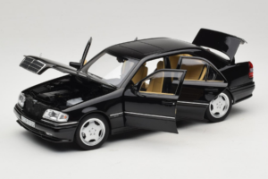 Mercedes C36 AMG W202 Obsidian Black Metallic Norev 1:18 183381 Kovina – slika 2 od 8