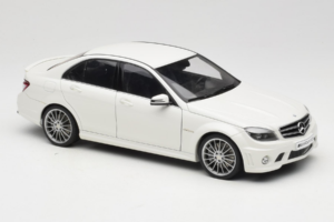 Mercedes AMG C63 W204 Bel AUTOart 1:18 72674-R1 Kovina – slika 6 od 8