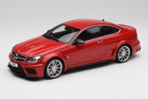 Mercedes AMG C63 W204 Rdeč 2nd Choice GT Spirit 1:18 GT065-D1 Smola