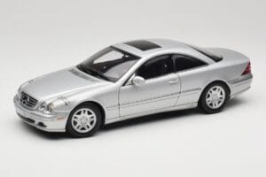 Mercedes CL 500 C215 Srebrna AUTOart 1:18 B66962152 Kovina