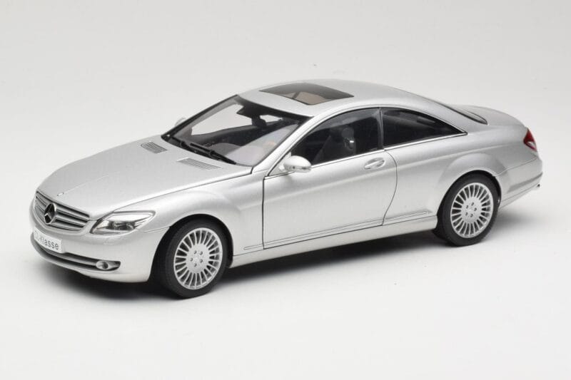Mercedes CL-Class C216 Srebrna AUTOart 1:18 76164 Kovina